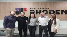 Imagem do Notícia: Instituto Rhoden recebe visita da Liga Acadêmica de Odontologia Hospitalar da ATITUS Educação