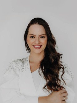 Esp. Vanessa Menegaz – CRO/RS 26360