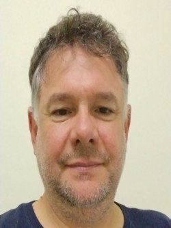 Me. Márcio Eduardo Ássi Reche - CRO/RS 26072